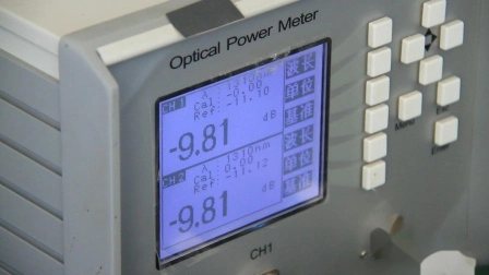 0.5 の 1X4 鋼管光ファイバー PLC スプリッターを製造します。